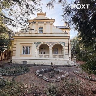 Pronájem obchodu 22 m² Písek Budějovické Předměstí, Nádražní