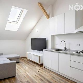 Prodej bytu 3+kk 64 m&sup2; Trutnov