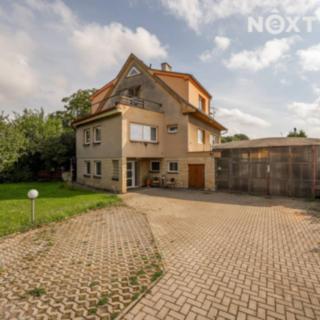 Prodej rodinného domu, 165m²