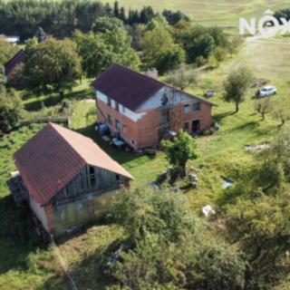 Prodej rodinného domu 260 m² Dubenec