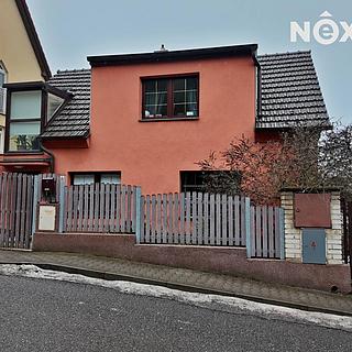 Prodej rodinného domu 125 m&sup2; Praha