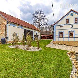 Prodej rodinného domu 259 m&sup2; Meclov