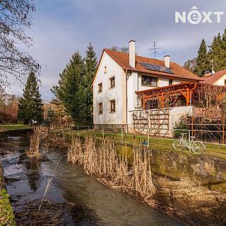 Prodej rodinného domu 250 m&sup2; Rakovník