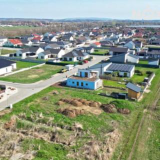 Prodej stavební parcely 852 m&sup2; Pohořelice