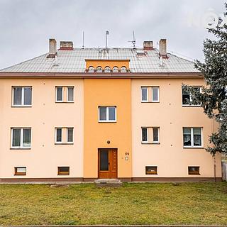 Pronájem bytu 2+1 58 m² Řečany nad Labem, 1. máje