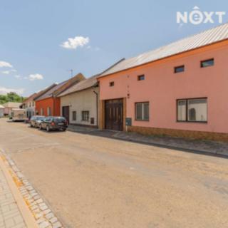Prodej rodinného domu 240 m² Přerov XII-Žeravice, Na Návsi