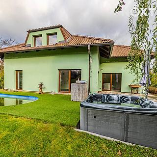 Prodej rodinného domu 240 m² Neveklov, Husova