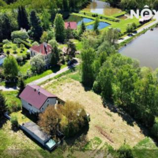 Prodej stavební parcely 1 264 m² Nové Strašecí