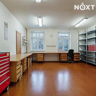 Pronájem výrobního objektu 200 m&sup2; Velešín