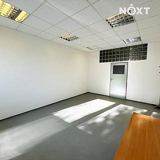 Pronájem kanceláře 20 m&sup2; Mělník