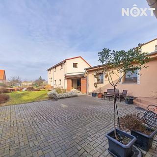 Prodej rodinného domu 255 m² Šumice