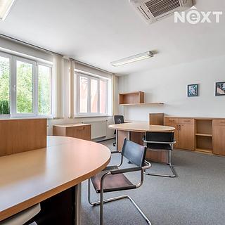 Pronájem kanceláře 121 m² Starý Plzenec, Nádražní