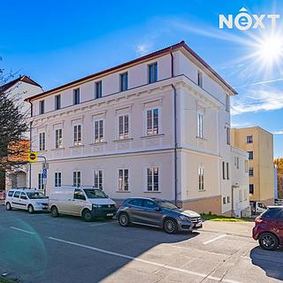 Pronájem bytu 3+kk 84 m² Hluboká nad Vltavou, Masarykova