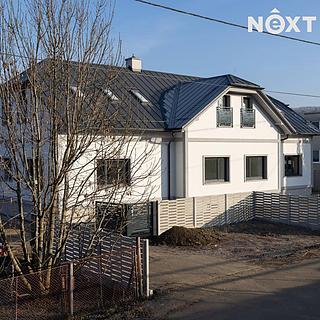 Prodej bytu 2+kk 75 m² Želechovice nad Dřevnicí, Nádražní