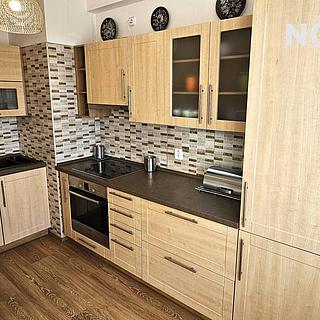 Pronájem bytu 3+kk 64 m² Tábor, Kpt. Jaroše