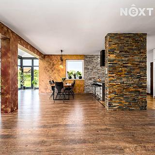 Prodej rodinného domu 200 m² Ujkovice