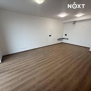 Pronájem bytu 2+kk 60 m² Hradec Králové