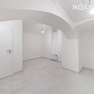 Prodej bytu 1+kk, garsoniery 23 m&sup2; Praha