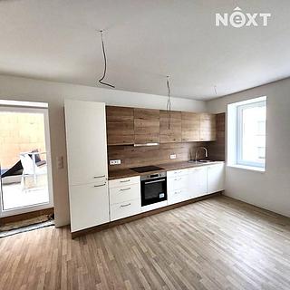 Pronájem bytu 2+kk 65 m² Hluboká nad Vltavou, Masarykova