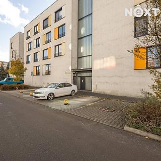 Prodej parkovacího místa 13 m² Kladno