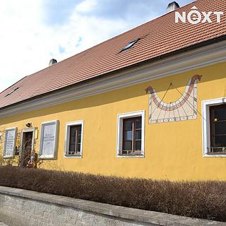 Pronájem obchodu 137 m&sup2; Třeboň