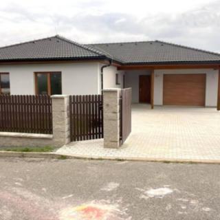 Prodej rodinného domu 107 m² Králův Dvůr Levín, Na Vyhlídce