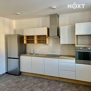 Pronájem bytu 3+kk 68 m² Hluboká nad Vltavou, Masarykova