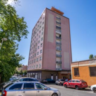 Prodej bytu 3+1 70 m² Kadaň, Klášterecká