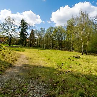 Prodej stavební parcely 1 165 m² Jílové Martiněves