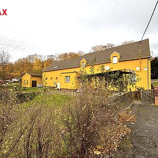 Prodej rodinného domu 231 m² Petrovice