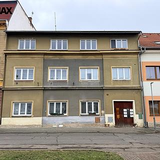 Prodej činžovního domu 397 m² Chabařovice, Náměstí 9. května