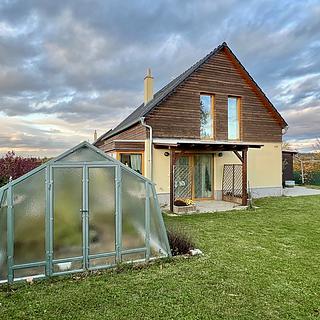 Prodej rodinného domu, 153m²