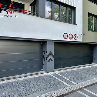 Pronájem garáže 15 m² Praha Holešovice, U Pergamenky