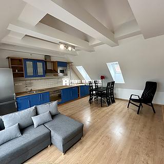 Prodej bytu 2+kk 57 m² Beroun Beroun-Centrum, Náměstí Joachima Barranda