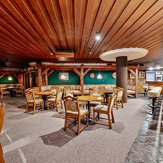 Pronájem restaurace 305 m² Sezimovo Ústí, Táborská