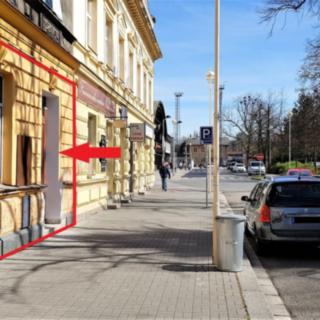 Pronájem obchodu 70 m² Tábor, Husovo nám.