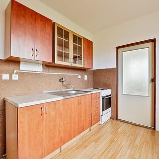 Pronájem bytu 3+1 60 m² Psárov