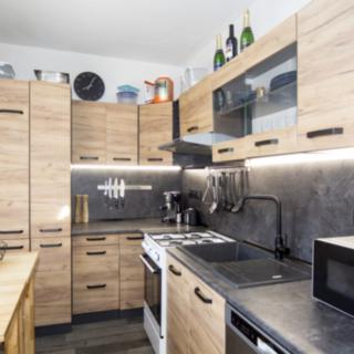 Prodej bytu 3+1 62 m² Praha Kyje, Manželů Dostálových