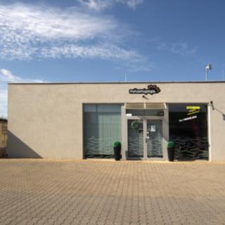 Pronájem obchodu 70 m² Dobřejovice