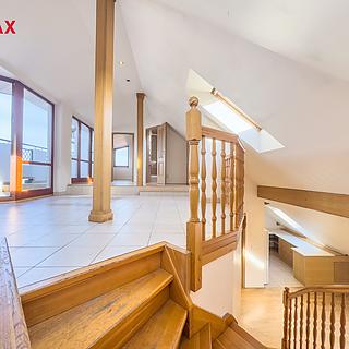 Prodej pokoje 135 m² Praha Smíchov, Na Březince