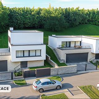 Prodej stavební parcely 969 m² Praha Lysolaje, Podholí