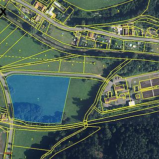Prodej komerčního pozemku 12 284 m² Linhartice