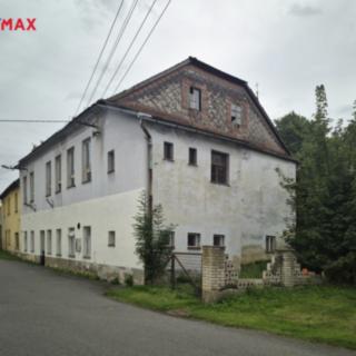 Prodej rodinného domu 372 m² Rohozná