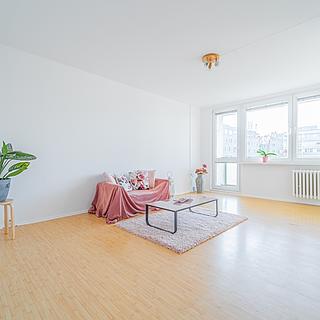Prodej bytu 3+1 77 m² Praha Stodůlky, Prusíkova