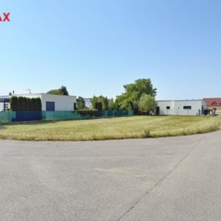 Prodej stavební parcely 893 m² Spojil