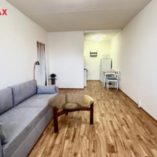 Pronájem bytu 2+kk 43 m² Praha