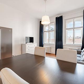 Pronájem bytu 3+kk 65 m² Praha