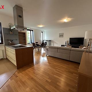 Pronájem bytu 2+kk 68 m² Praha