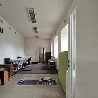 Pronájem obchodu 38 m² Polička Polička-Město, Tylova