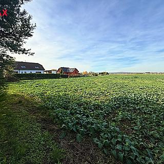 Prodej stavební parcely 4084 m² Chrast